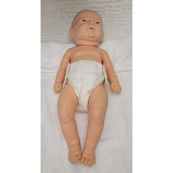 Vtg Cititoy Baby Doll Hong Kong 1985 diaper lifelike blue eyes moveable limbs - Picture 2 of 14